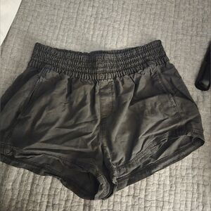 Aerie Women's Black Casual Shorts Size L